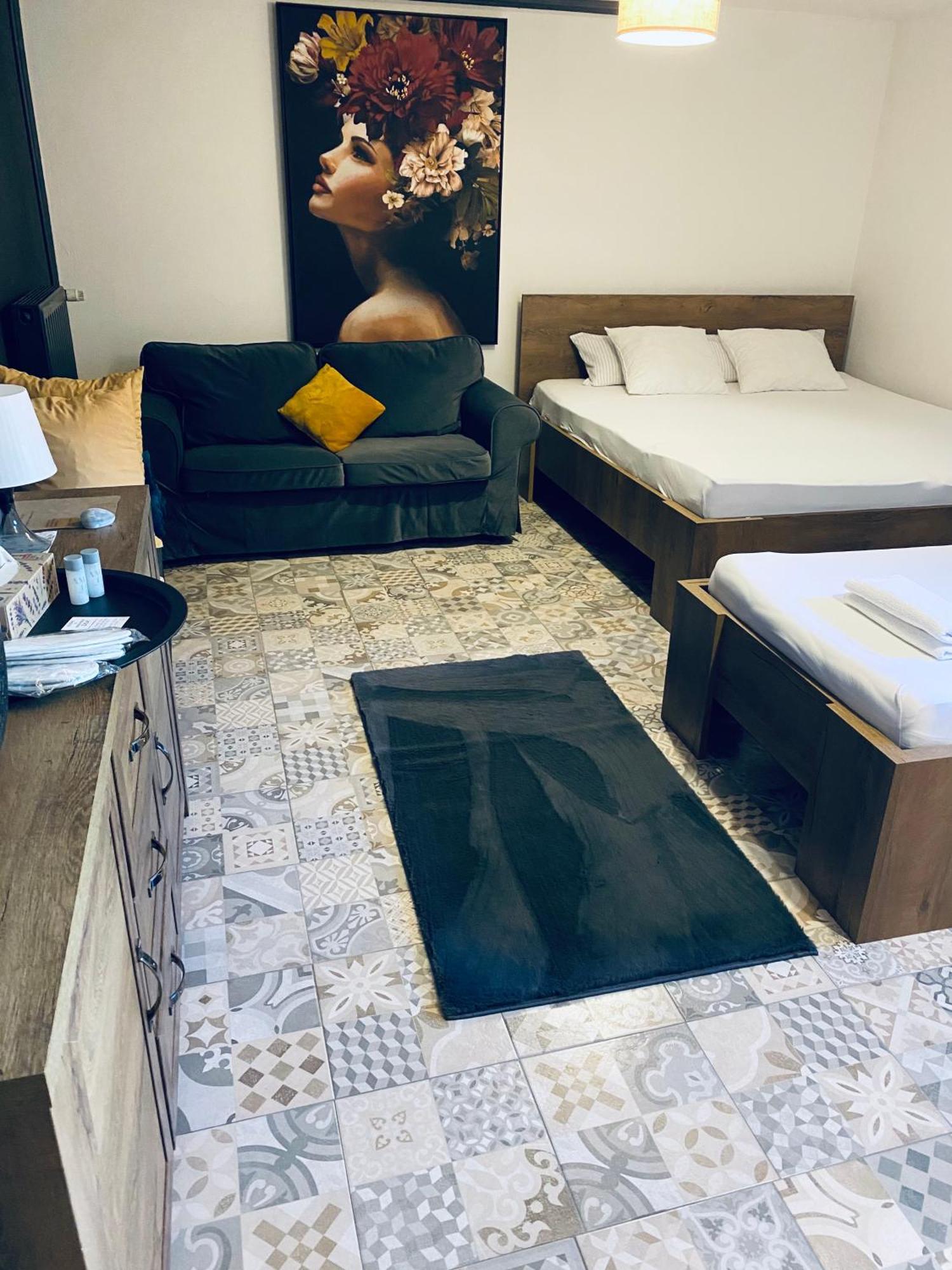 سيركلجي نا جورينجسكيم Rooms & Apartment Zala Airport Shuttle Option المظهر الخارجي الصورة